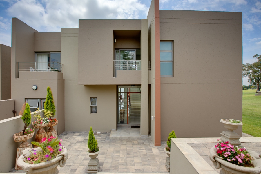5 Bedroom Property for Sale in Waterford Golf and River Estate Free State